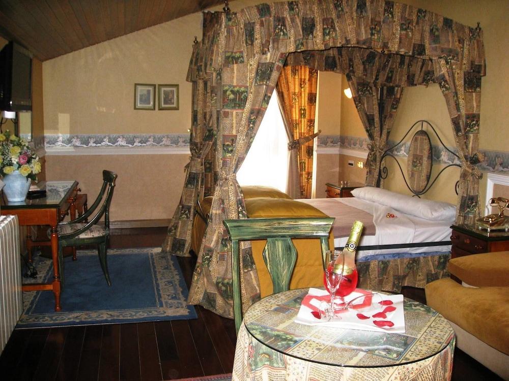 My Rooms City Hotel Camino De Santiago Los Tomillares Exterior photo